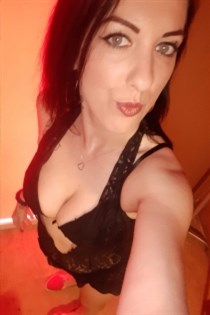 Wanqi, 20, Waterford - Ireland, Outcall escort